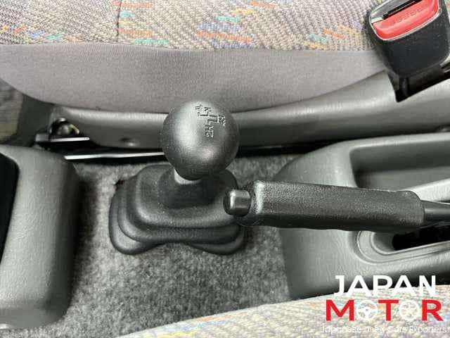 1999 Suzuki Jimny JDM car for sale — photo 12 of 15