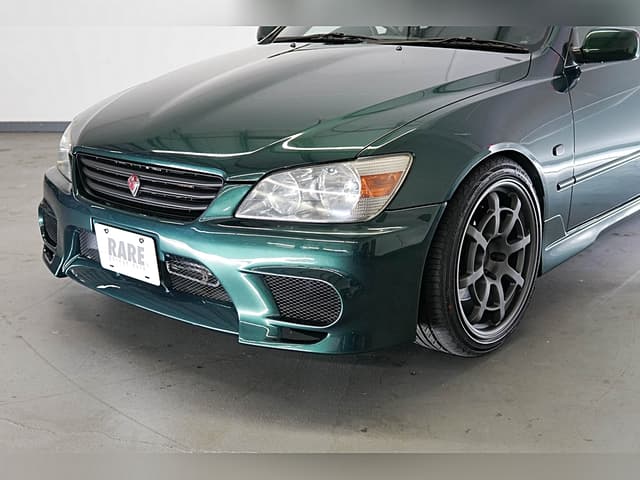 1999 Toyota Altezza JDM car for sale — photo 8 of 25