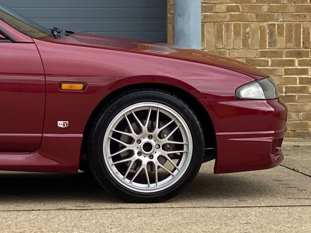 1993 Nissan Skyline JDM car for sale — photo 13 of 25