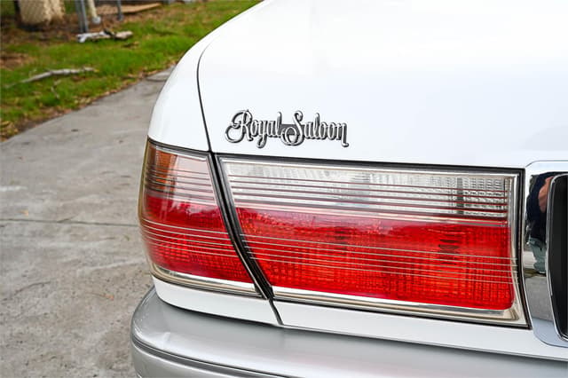 1999 Toyota Crown JDM car for sale — photo 10 of 10