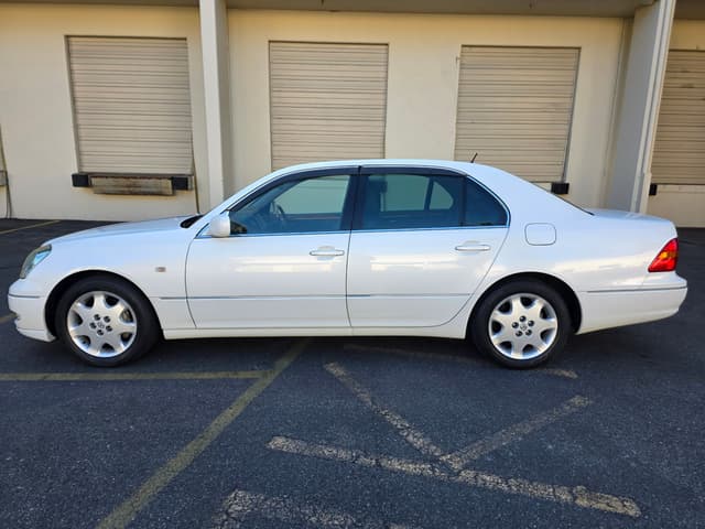 2001 Toyota Celsior JDM car for sale — photo 6 of 13