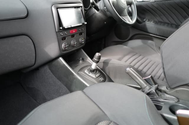 2004 Alfa Romeo JDM car for sale — photo 8 of 12