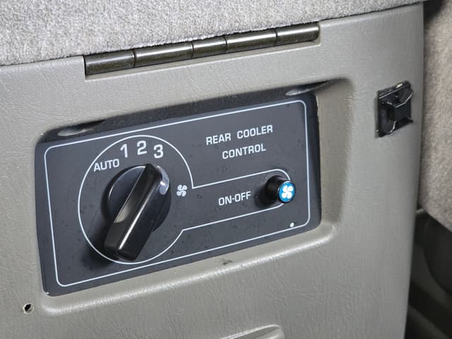 1998 Nissan Safari JDM car for sale — photo 20 of 25