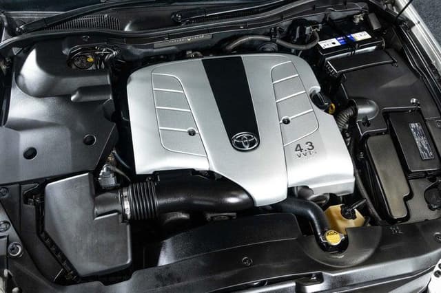 2005 Toyota Majesta JDM car for sale — photo 19 of 19