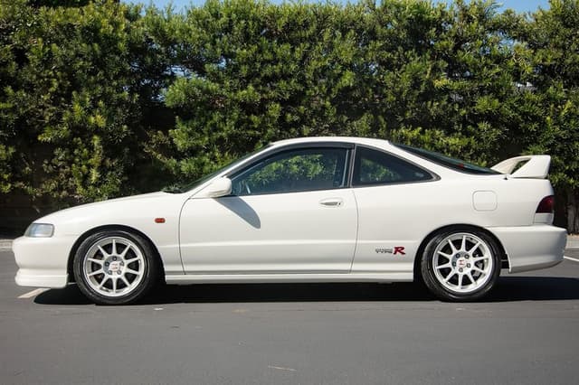 1999 Honda Integra JDM car for sale — photo 4 of 25