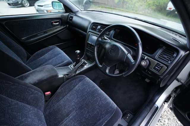 1999 Toyota Chaser JDM car for sale — photo 22 of 24