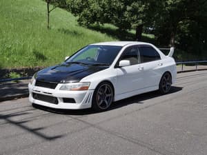 2001 Mitsubishi Lancer Evolution JDM car for sale