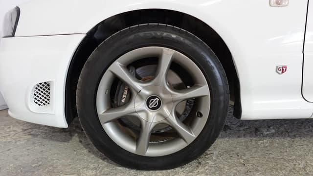 2001 Nissan Skyline JDM car for sale — photo 13 of 14