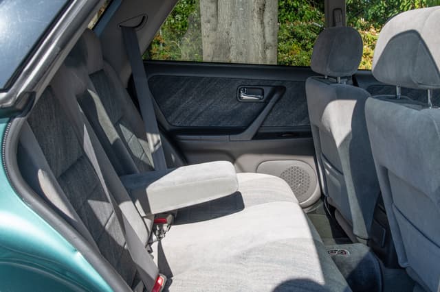 1997 Nissan Stagea JDM car for sale — photo 11 of 15