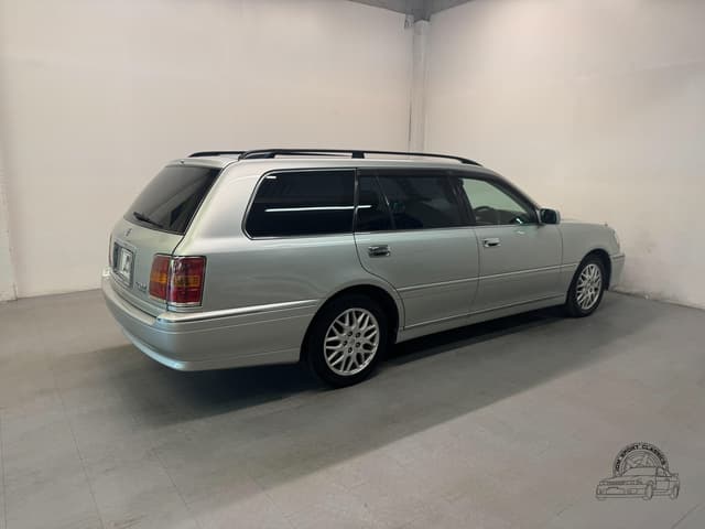 2000 Toyota Crown JDM car for sale — photo 20 of 25