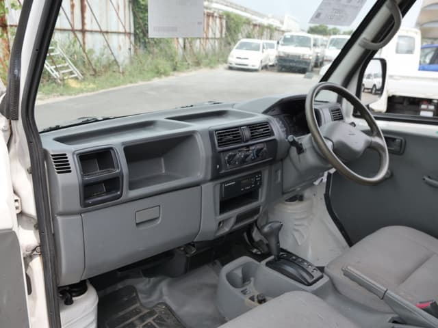 2001 Mitsubishi Minicab JDM car for sale — photo 25 of 25