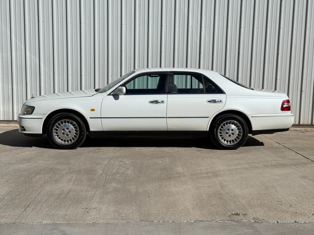 1997 Nissan Cima JDM car for sale — photo 5 of 21