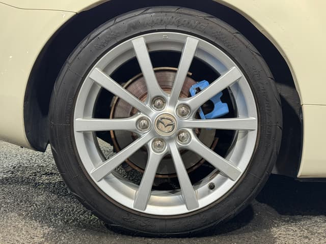 2005 Mazda Roadster (Eunos Roadster / MX-5) JDM car for sale — photo 21 of 25