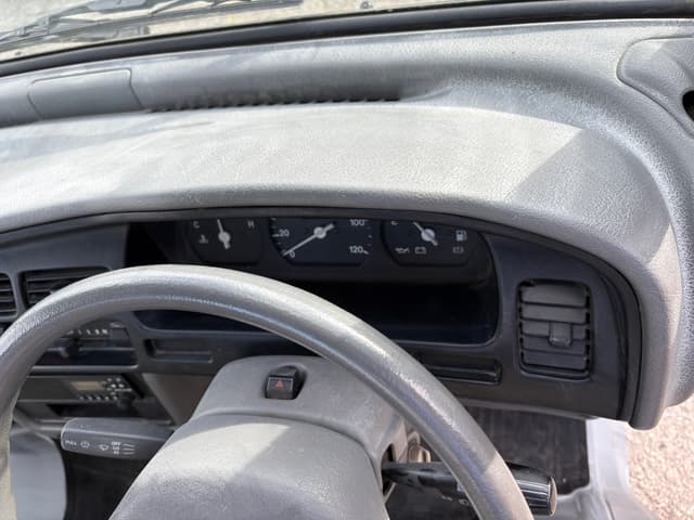 1998 Suzuki Carry JDM car for sale — photo 23 of 25