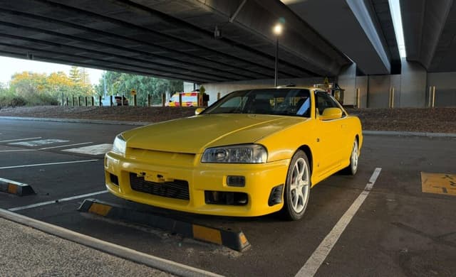 1998 Nissan Skyline JDM car for sale — photo 21 of 22