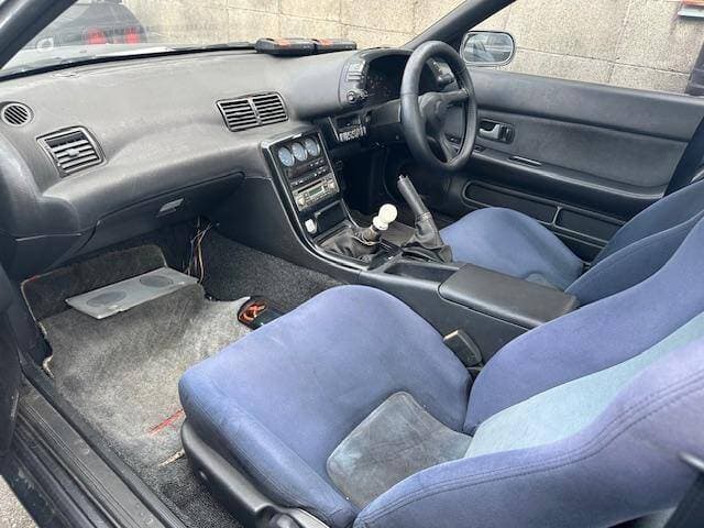 1990 Nissan Skyline JDM car for sale — photo 3 of 3