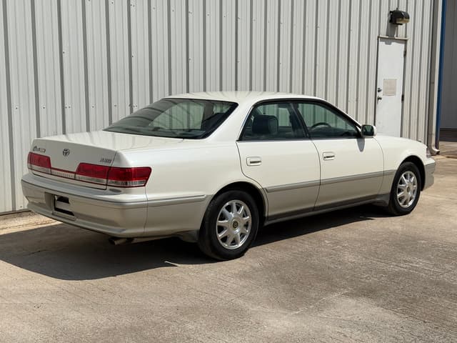 1998 Toyota Mark II JDM car for sale — photo 3 of 21