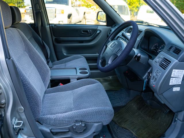 1997 Honda CR-V JDM car for sale — photo 12 of 16