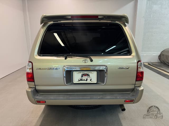 2001 Toyota Hilux Surf JDM car for sale — photo 18 of 25