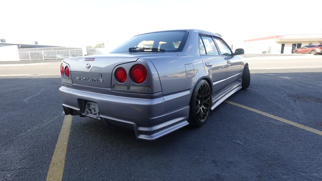 1998 Nissan Skyline JDM car for sale — photo 5 of 12