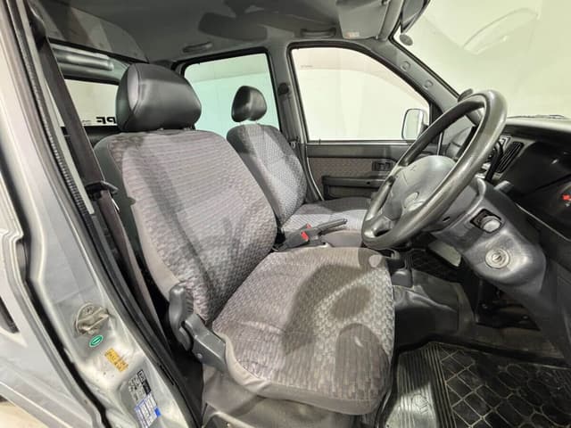 1999 Daihatsu Hijet JDM car for sale — photo 12 of 25