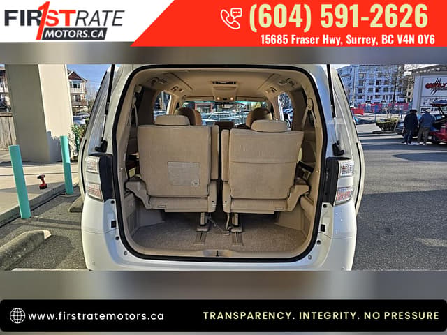 2009 Toyota Vellfire JDM car for sale — photo 14 of 19