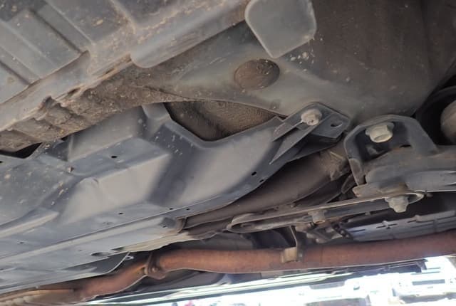 2010 Subaru Legacy JDM car for sale — photo 23 of 25