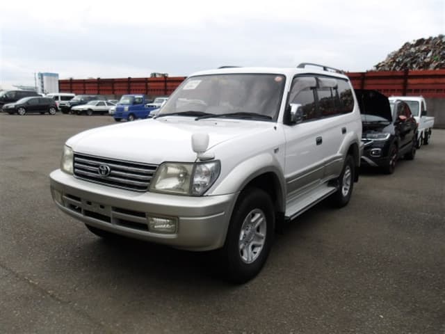 2001 Toyota Land Cruiser JDM car for sale — photo 2 of 13