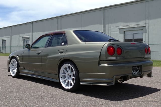 1998 Nissan Skyline JDM car for sale — photo 9 of 19
