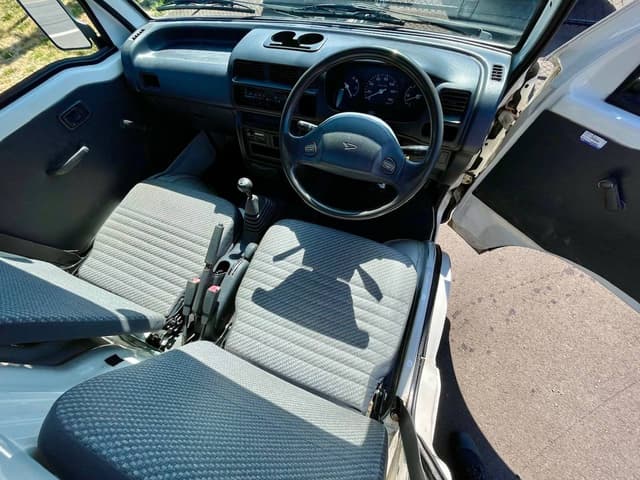 1999 Daihatsu Hijet JDM car for sale — photo 16 of 25