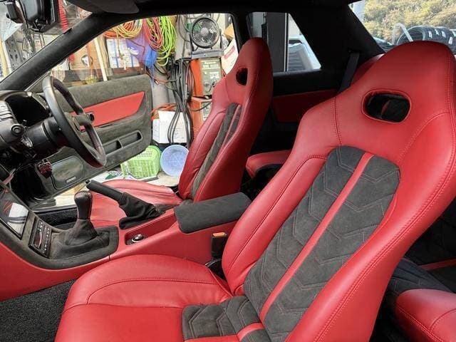 1992 Nissan Skyline JDM car for sale — photo 11 of 19