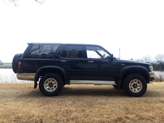 1995 Toyota Hilux Surf JDM car for sale — photo 3 of 5
