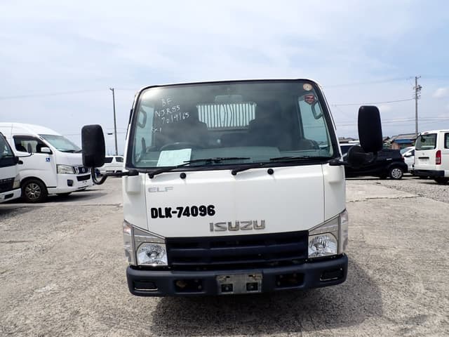 2011 Isuzu Elf JDM car for sale — photo 13 of 25
