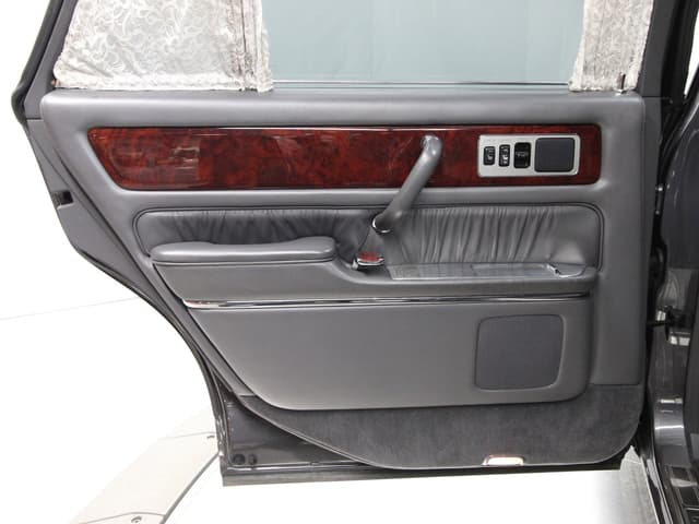 1997 Toyota Century JDM car for sale — photo 20 of 25