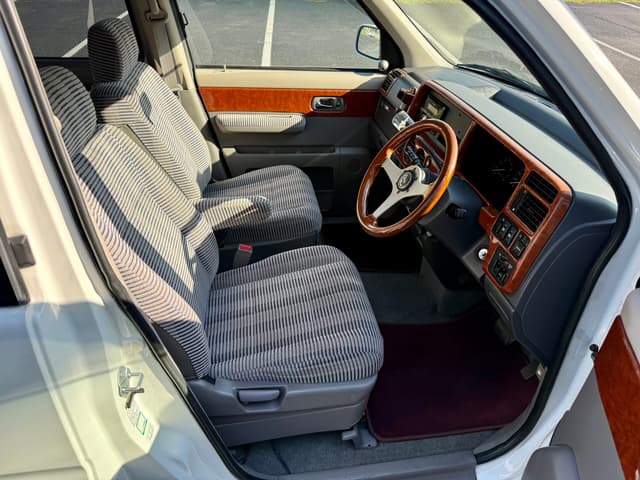 1997 Honda Stepwagon JDM car for sale — photo 13 of 22
