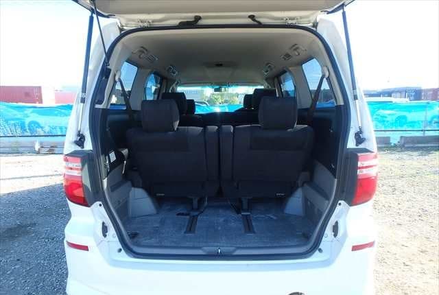 2007 Toyota Alphard JDM car for sale — photo 22 of 25