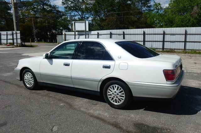 1999 Toyota Crown JDM car for sale — photo 14 of 20