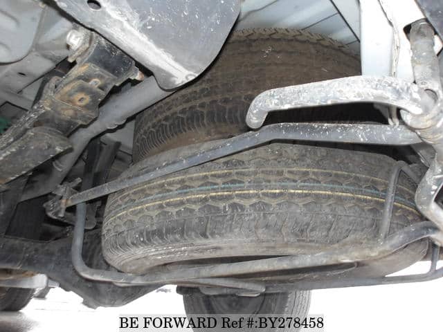 2001 Toyota HiAce JDM car for sale — photo 21 of 25