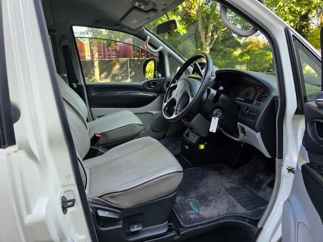 1999 Mitsubishi Delica JDM car for sale — photo 10 of 16