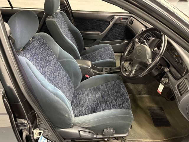 1992 Toyota Caldina JDM car for sale — photo 16 of 25