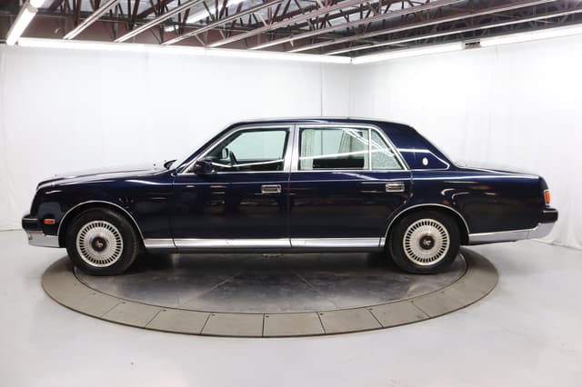 1997 Toyota Century JDM car for sale — photo 4 of 25