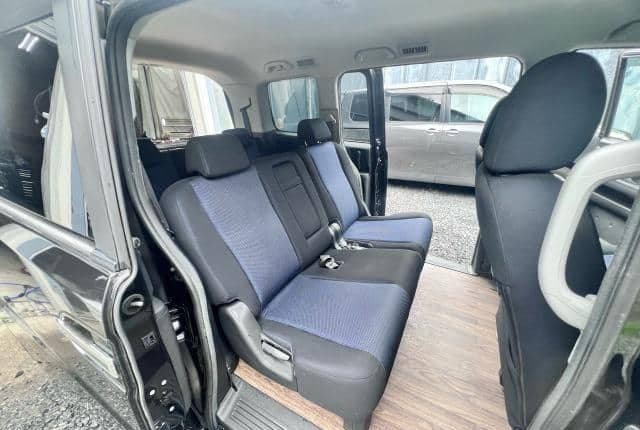 2009 Honda JDM car for sale — photo 13 of 24