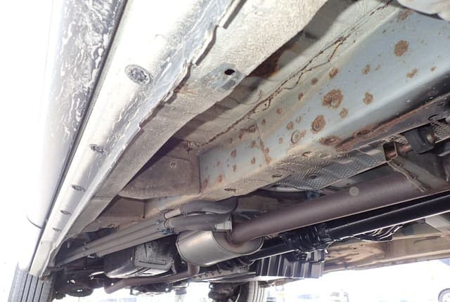 2001 Toyota Estima JDM car for sale — photo 23 of 25