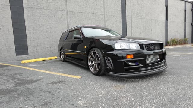 2000 Nissan Stagea JDM car for sale — photo 2 of 21