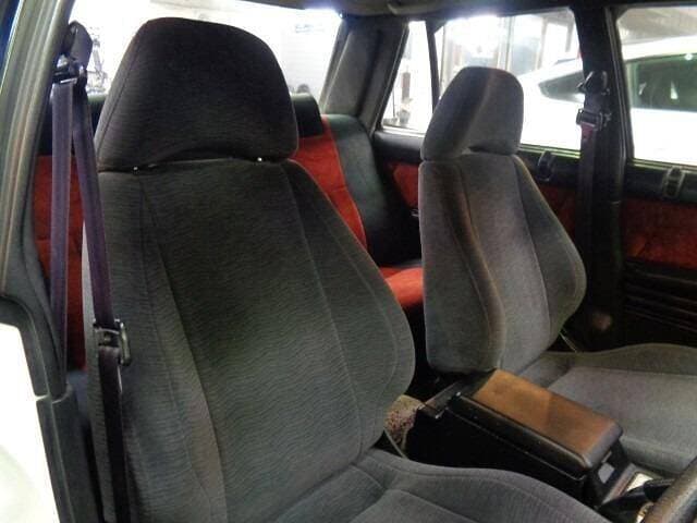 1984 Nissan Skyline JDM car for sale — photo 4 of 12