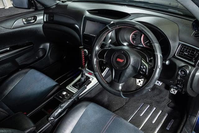 2010 Subaru Impreza JDM car for sale — photo 14 of 17