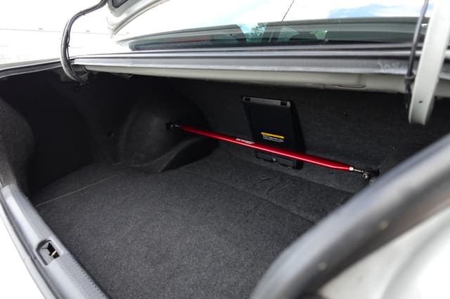 2000 Toyota Altezza JDM car for sale — photo 16 of 18