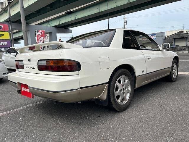 1990 Nissan Silvia JDM car for sale — photo 2 of 12