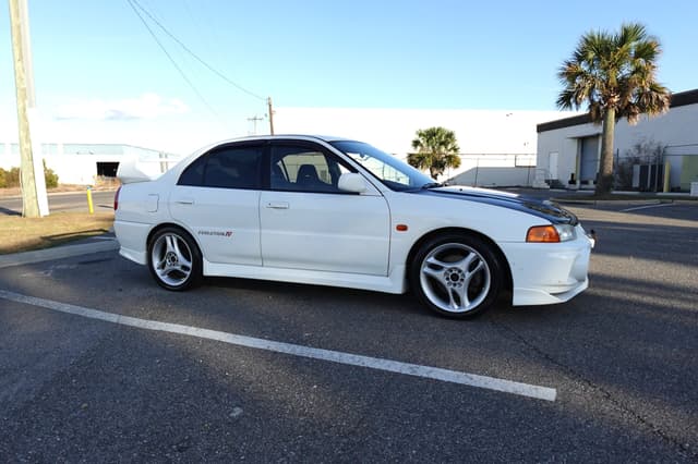 1996 Mitsubishi Lancer Evolution JDM car for sale — photo 11 of 18