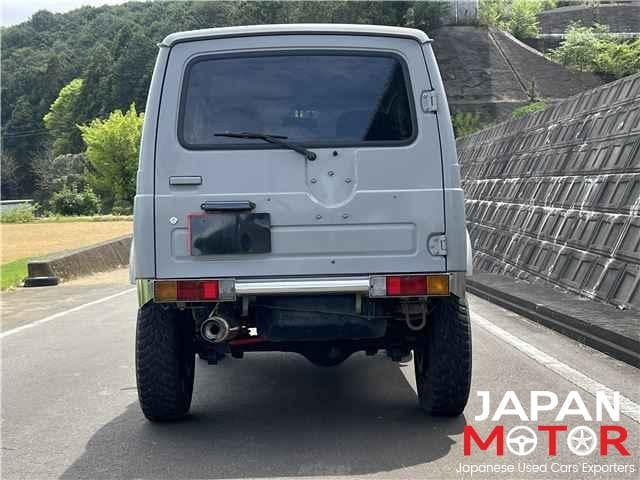 1998 Suzuki Jimny JDM car for sale — photo 5 of 15